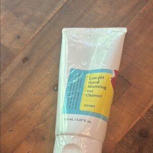Cosrx low ph good morning cleanser new